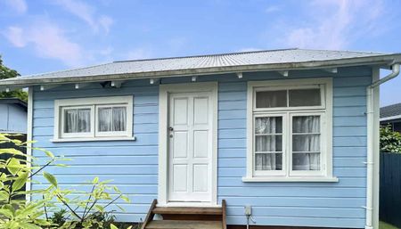 WEST END - 3 BEDROOMS - Photo 5