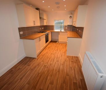 3 bedroom maisonette to rent - Photo 1