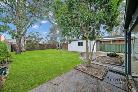Spacious Family Home in a Quiet, Convenient Location! - Photo 4
