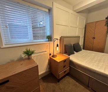 1 bedroom in a house share to rent - Photo 6
