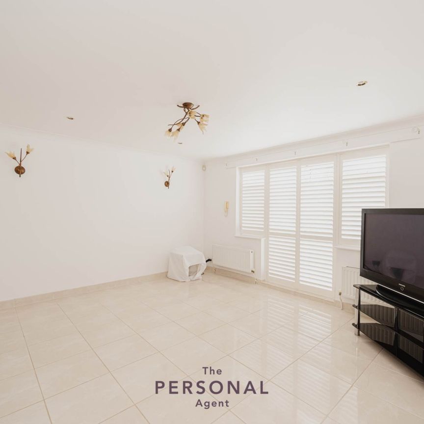 Temple Road, Epsom - Photo 1