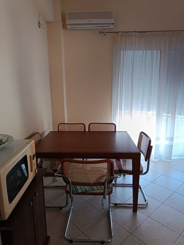 Διαμέρισμα για ενοικίαση Κέντρο (Καμένα Βούρλα) - Φωτογραφία 2