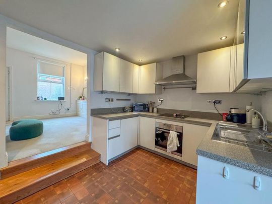 2 bedroom terraced house to rent - Photo 1