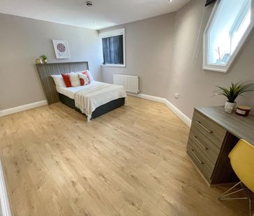 1 bedroom in a house share to rent - Photo 4