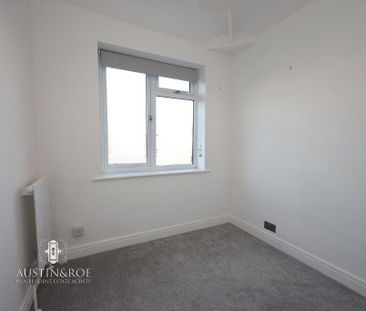 3 bedroom semi-detached house to rent - Photo 6