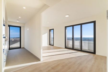 Piso de alquiler en Finestrelles - Photo 2