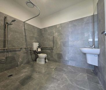 3 MTHS Lease available $360 per week - Photo 3