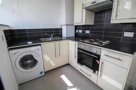 Studio to rent - Photo 4