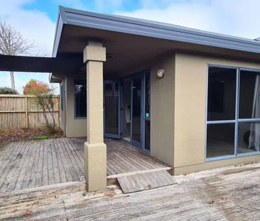 196 Thomas Road, Rototuna North - Photo 5