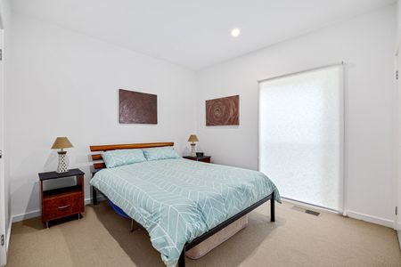 Furnished Family Home - Photo 3