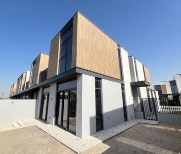 Genuine Listing | Single Row Roadside | Call Now - Photo 3