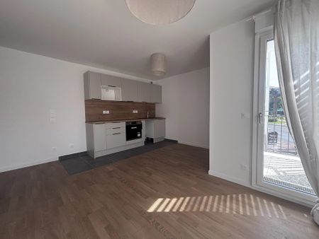 Location Appartement 2 pièces 45m² RUEIL MALMAISON 92500 - Photo 4