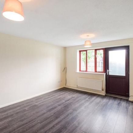 2 bedroom semi-detached house to rent - Photo 1