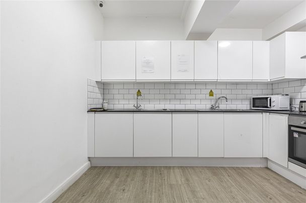 Coldharbour Lane, London, SW9 - Photo 1