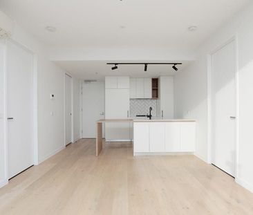 Sensational Location - Photo 4