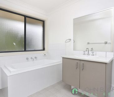 GREAT LOACTION - Photo 5