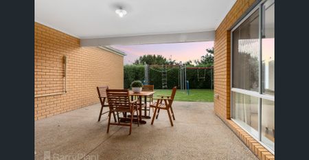 Deluxe Family Living - Photo 3