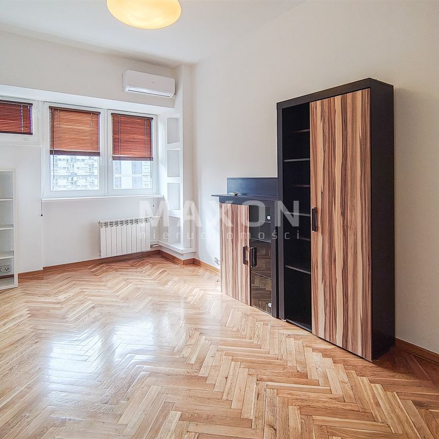 Kompaktowe I klimatyzacja | Metro ONZ - Photo 1