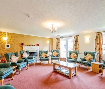 1 bedroom retirement property to rent - Photo 2