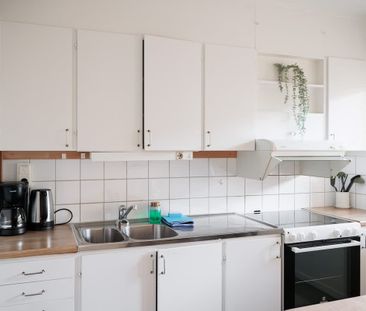 Katarina Bangata, Stockholm - Photo 4