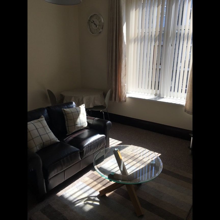 2 Bed Flat, Wallfield Place, AB25 - Photo 1