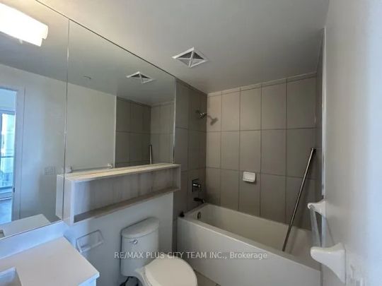 135 Lower Sherbourne Street #1436 - Photo 1