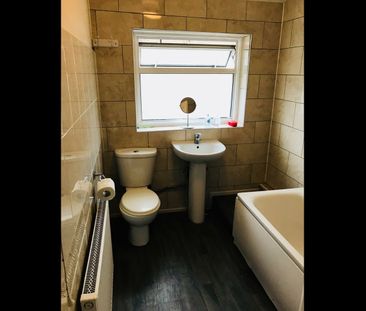 Room in a Shared House, Review Road, NW2 - Photo 6