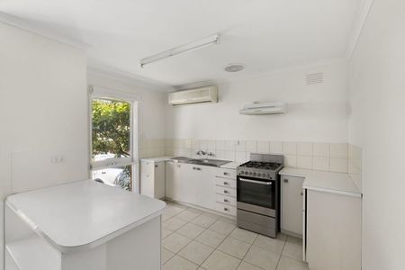 18/199 Noble Street, Newtown - Photo 4