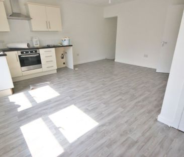 Market Street, WN2, Wigan - Photo 2