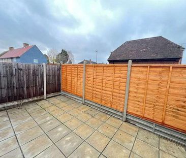 Great Cambridge Road, Enfield, EN1 - Photo 2