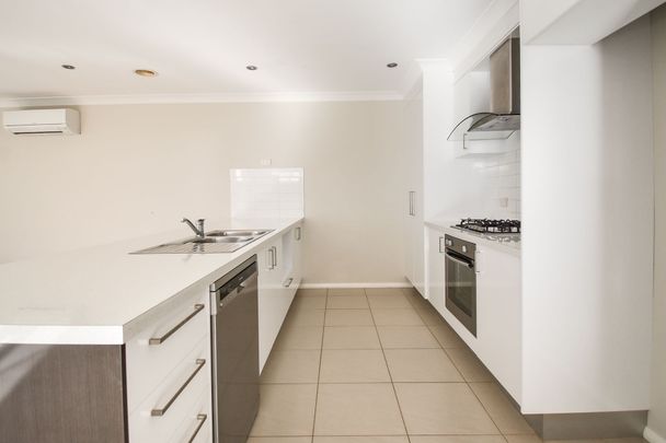 30 Glasson Drive, Orange. - Photo 1