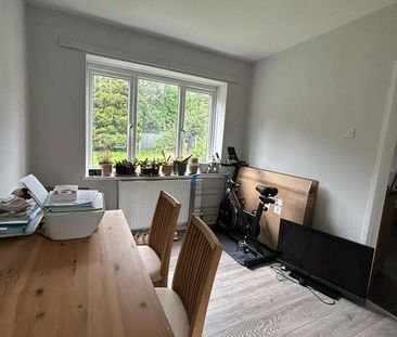 Lenham Walk, Manchester, M22 - Photo 2