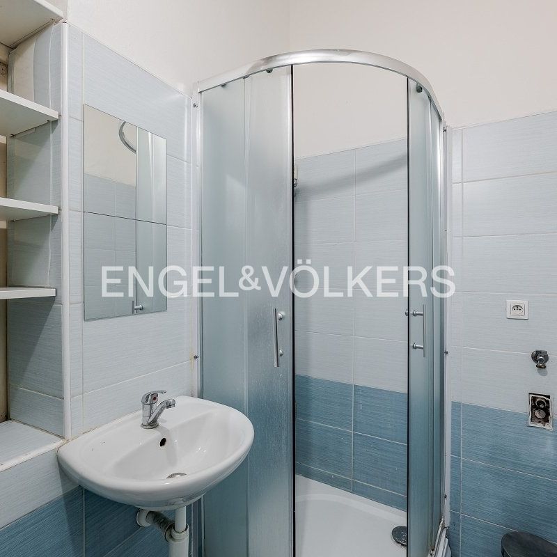 Pronájem bytu 2+kk 47 m², Spálená 85, Praha - Photo 1