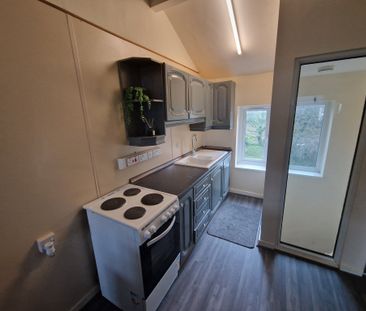 Church Street West, Radcliffe - Photo 2