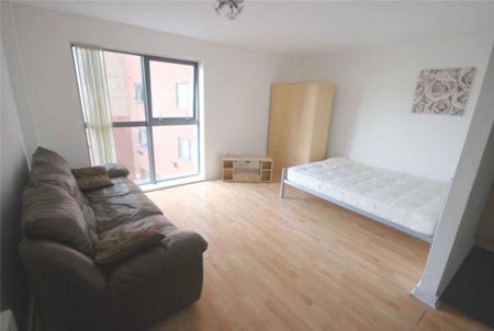 1 bedroom flat to rent - Photo 2