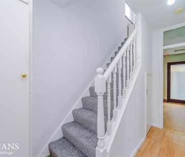 Tintern Crescent, Blackburn - Photo 2