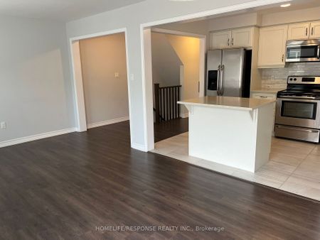 Townhouse For Lease | W8134724 - Photo 2