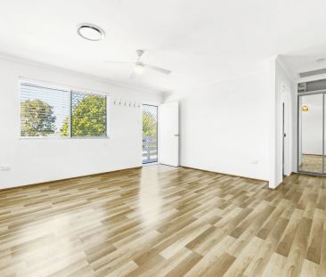 Neat and Tidy Apartment By The Beach - Photo 5