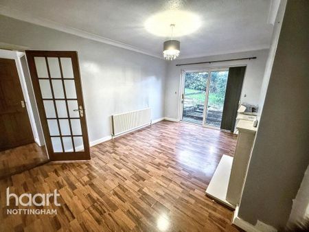 3 bedroom semi-detached house to rent - Photo 3