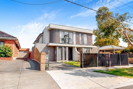 96B Parkmore Road, Bentleigh East - Photo 2