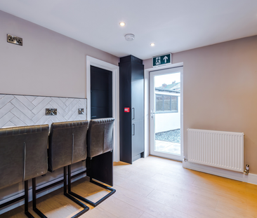 Brand New Spacious Ensuite Rooms with Kitchenette | ⭐ All Bills Inc... - Photo 3