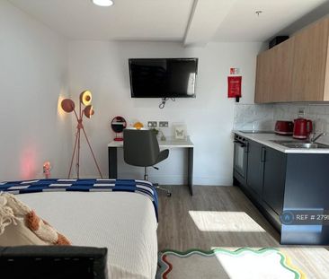 1 bedroom in a house share to rent - Photo 3