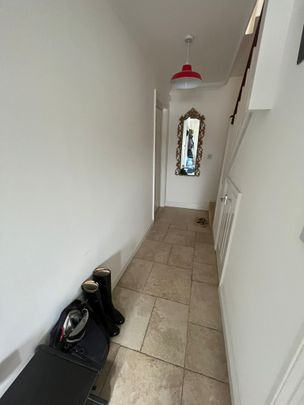 2 bed end of terrace house to rent in West Quay - Photo 1