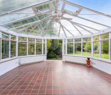 6 bedroom detached house to rent - Photo 1