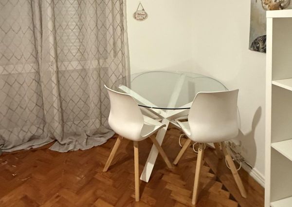 Arrendo quarto em Alges