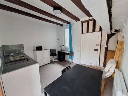 Location Appartement 1 pièce 23m² TOURS 37000 - Photo 2