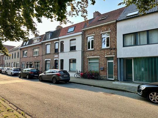 Gezellige gezinswoning in residentiële buurt - Foto 1