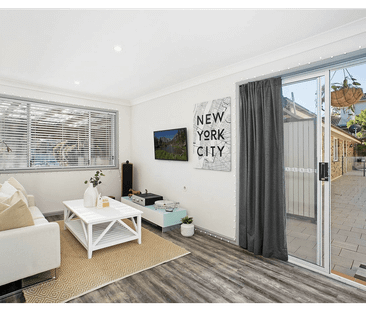 Spacious Family Home with Pool & Teenage Retreat/Workshop - Photo 2