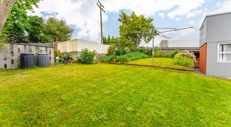 Affordable Brick Beauty - Photo 3