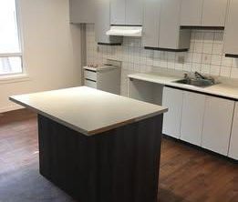 4 1/2 à louer 2e avenue Limoilou - disponible dès novembre - Photo 1